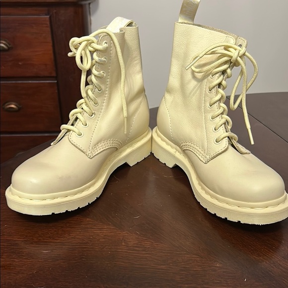 Dr. Martens 1460 WOMEN'S MONO LACE UP BOOTS - Picture 8 of 11